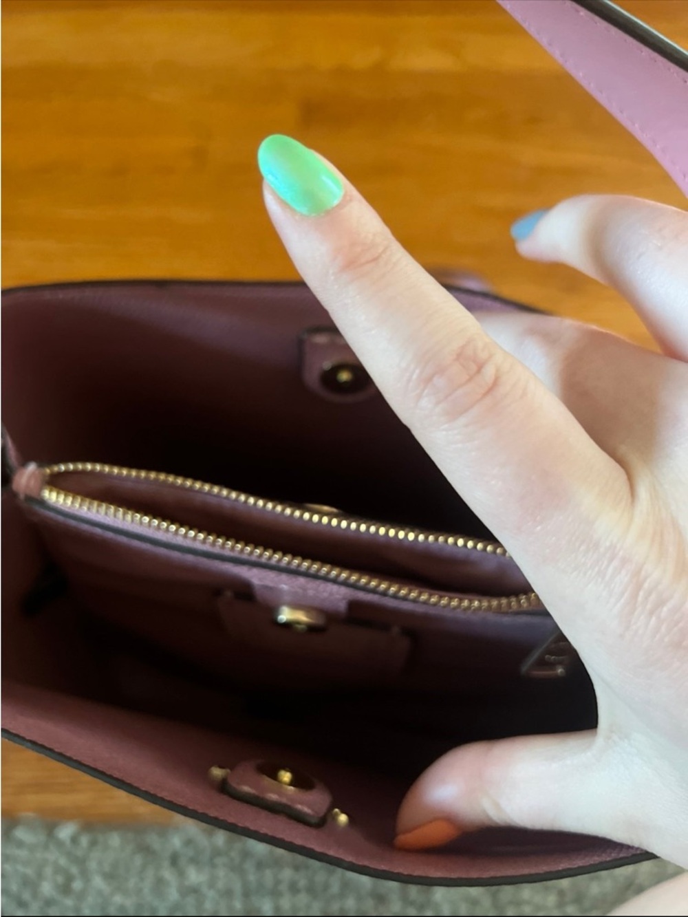 COACH C7976 Small Town Bucket Bag with Heart Petal Print Chalk coach purse - Picture 4 of 11